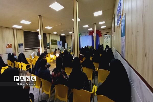تقدیر از برگزیدگان پویش «ایران قوی» در قم