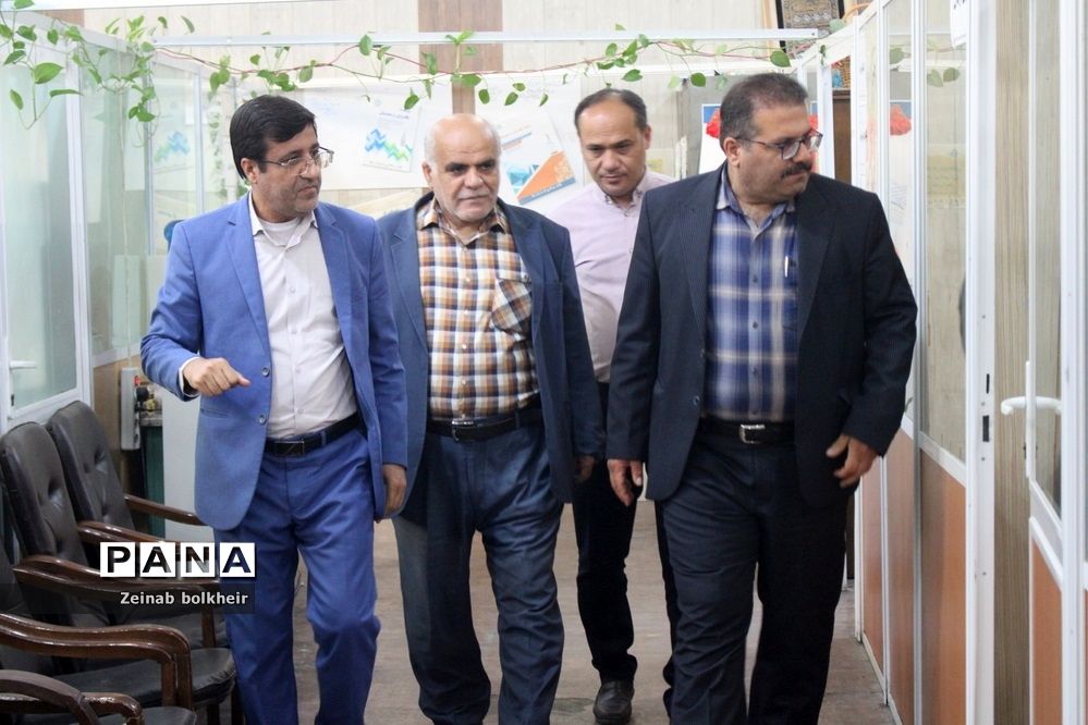بازدیدمعاون پژوهش  اداره کل آموزش و پرورش استان بوشهر از سازمان دانش‌آموزی