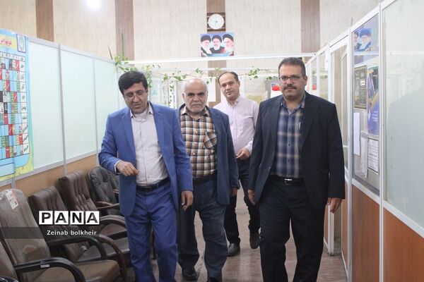 بازدیدمعاون پژوهش  اداره کل آموزش و پرورش استان بوشهر از سازمان دانش‌آموزی
