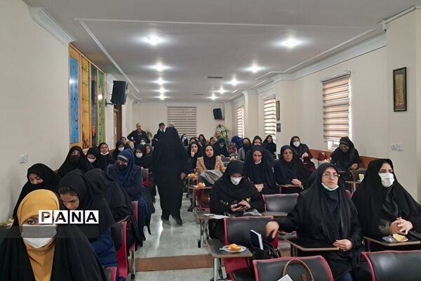 برگزاری کارگاه توانمندسازی معاونان پرورشی و آموزشی در آموزش و پرورش رودهن