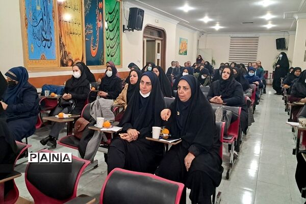 برگزاری کارگاه توانمندسازی معاونان پرورشی و آموزشی در آموزش و پرورش رودهن