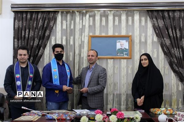 مراسم تقدیر از برگزیدگان جشنواره‌ها و پویش‌های سازمان دانش‌آموزی در گلوگاه