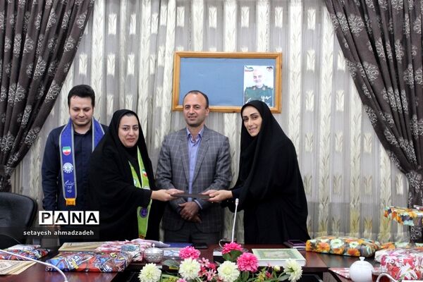 مراسم تقدیر از برگزیدگان جشنواره‌ها و پویش‌های سازمان دانش‌آموزی در گلوگاه