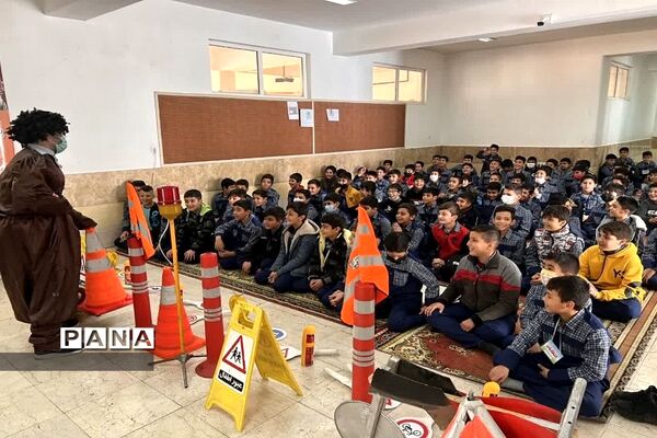 طرح آگاه‌سازی مدارس در محورهای حقوق شهروندی  و آموزش فرهنگ ترافیک در زنجان