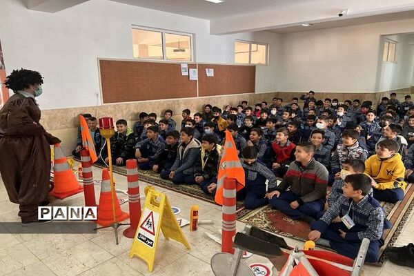 طرح آگاه‌سازی مدارس در محورهای حقوق شهروندی  و آموزش فرهنگ ترافیک در زنجان