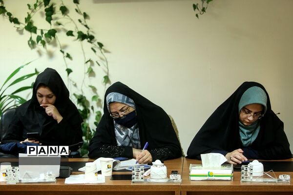 نشست خبری مدیرعامل مؤسسه صندوق ذخیره فرهنگیان