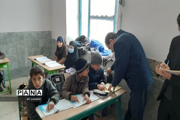 بازدید مدیرآموزش و پرورش کلات از مدارس روستاهای مسیر پساکو