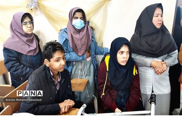 مراسم تکریم و تجلیل از دانش‌آموزان آموزشگاه استثنایی زنده یاد منصوری شهرستان قرچک