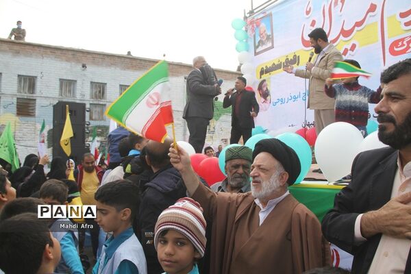 برگزاری اجتماع چند هزار نفری دانش‌آموزان و اقشار مختلف مردم شهرستان بهبهان