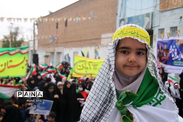 برگزاری اجتماع چند هزار نفری دانش‌آموزان و اقشار مختلف مردم شهرستان بهبهان