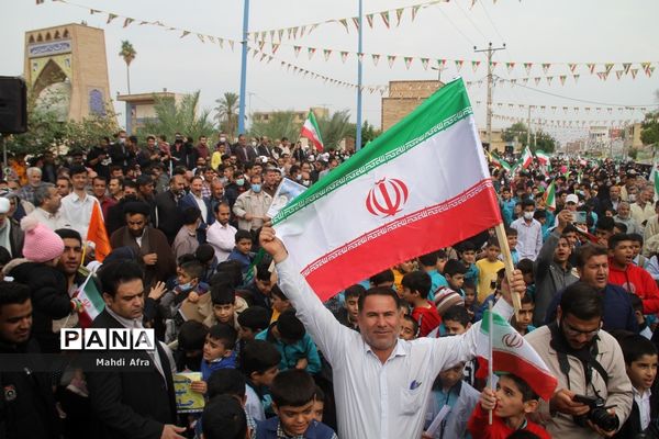 برگزاری اجتماع چند هزار نفری دانش‌آموزان و اقشار مختلف مردم شهرستان بهبهان