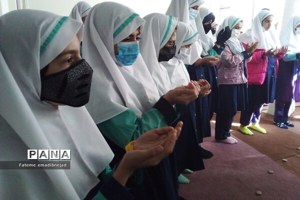 برگزاری و آموزش نماز جماعت در مدارس ابتدایی رودهن