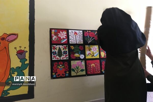 استقبال پرشور دانش‌آموزان از برگزاری نقاشی همگانی در دبیرستان مرضیه
