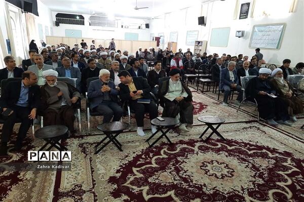 برگزاری اجلاس نماز در شهرستان آباده