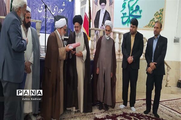 برگزاری اجلاس نماز در شهرستان آباده