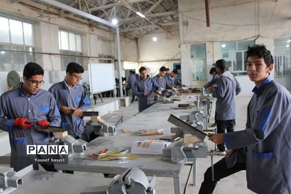 برگزاری طرح «دوشنبه‌های نماز» در هنرستان شهید رجایی ناحیه یک یزد