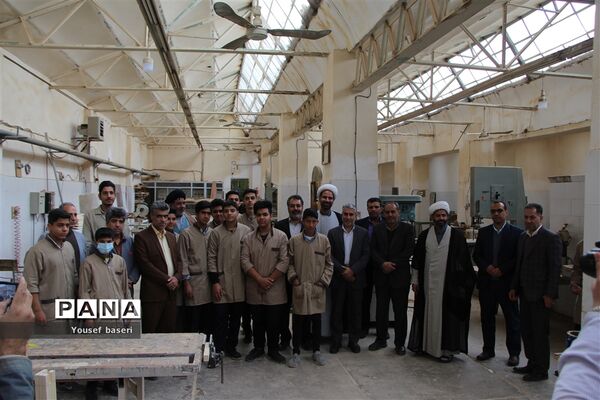 برگزاری طرح «دوشنبه‌های نماز» در هنرستان شهید رجایی ناحیه یک یزد