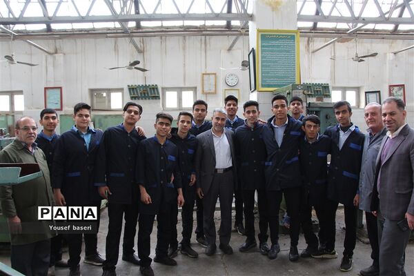 برگزاری طرح «دوشنبه‌های نماز» در هنرستان شهید رجایی ناحیه یک یزد