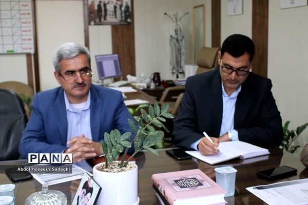 نشست هم‌اندیشی سفرهای تربیتی راهیان پیشرفت
