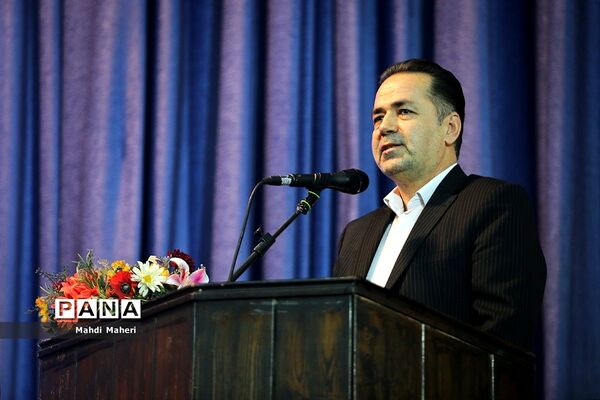بیست و پنجمین دوره معلم پژوهنده، پژوهشگران برتر و دانش‌آموزان برگزیده