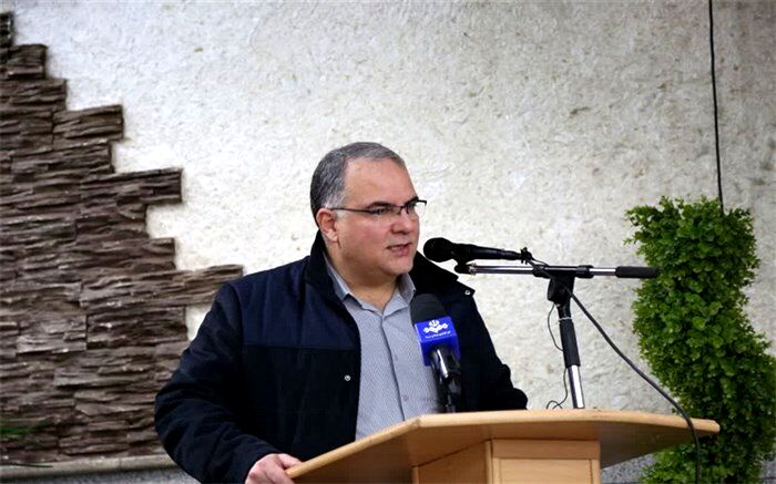 اقتصاد کشور از اتکا به فروش نفت به سمت درآمد مالیاتی تغییر حرکت می‌دهد