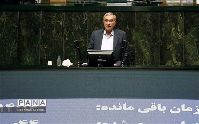 استیضاح وزیر بهداشت با بیش از ۶۰ امضا کلید خورد