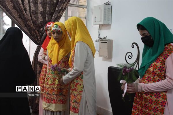 همایش رونمایی از پیوست فرهنگی با فعالیت‌های مشترک بین بسیج عشایر و امور عشایری، در روستای خاوه بخش جوادآباد