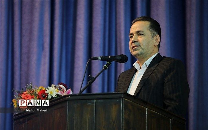 پژوهش باید جلودار تمام اقدامات و فعالیت های فرآیند تعلیم و تربیت باشد