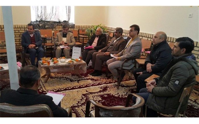 باید با هم‌افزایی بیشتر به دانش‌آموزان مدارس روستایی کمک کنیم