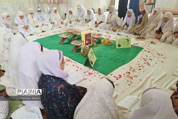 برگزاری چهلم شهدای حرم شاهچراغ (ع) در مدارس ششده
