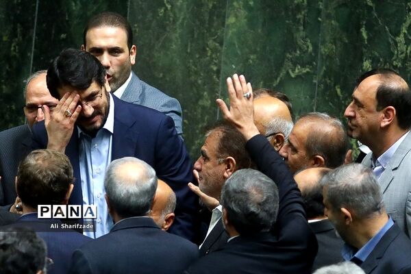 جلسه رای اعتماد به وزیر پیشنهادی راه و شهرسازی