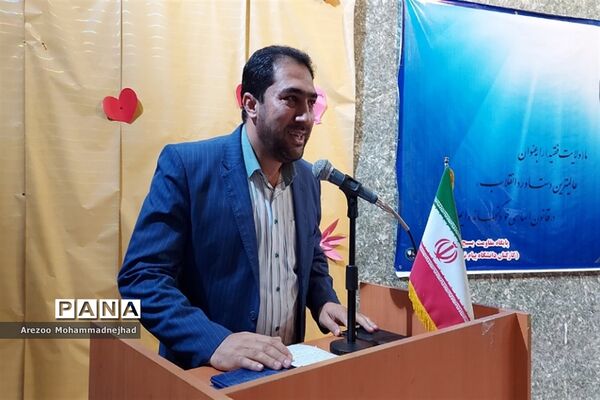 تقدیر از دانشجویان کارآفرین دانشگاه پیام نور شهرستان قرچک