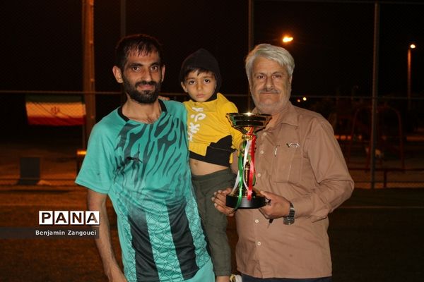 روستای آبطویل قهرمان مسابقات مینی فوتبال جام پرچم شهرستان بوشهر