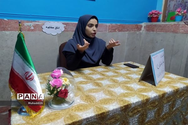 برگزاری جلسه همیاران مشاور در دبیرستان نوشین بختیاری بخش جوادآباد