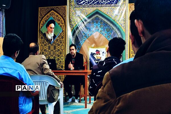 برگزاری دوره  تبیین فضای مجازی
