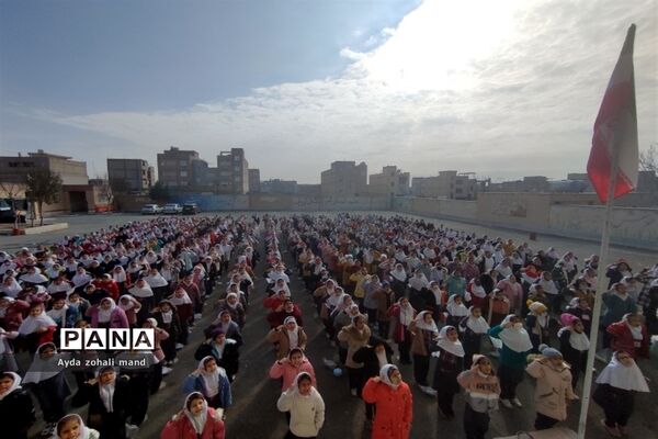 برگزاری مراسم ایام فاطمیه و برپایی ایستگاه صلواتی در مدرسه توفیق رباط کریم