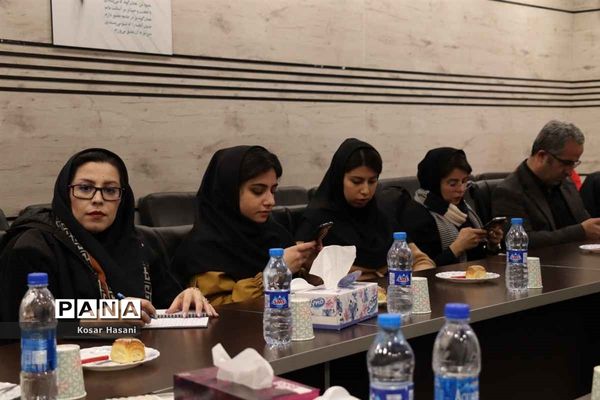 نشست خبری رئیس حوزه هنری انقلاب اسلامی آذربایجان شرقی