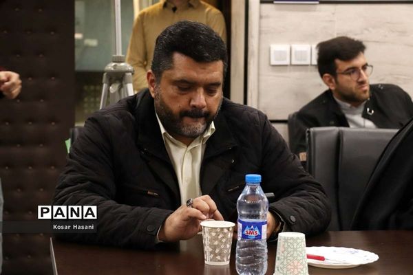 نشست خبری رئیس حوزه هنری انقلاب اسلامی آذربایجان شرقی