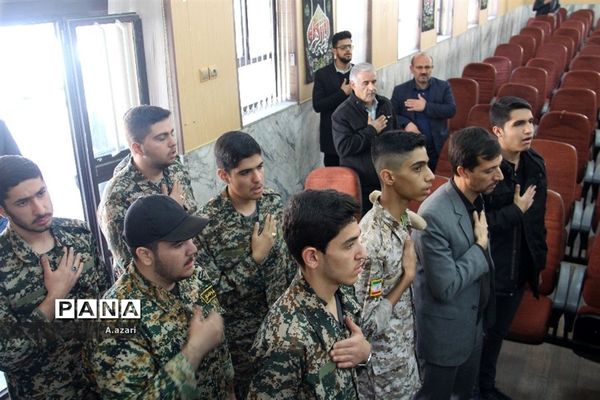 تشیع پیکر مطهر شهید گمنام در شهرکرد