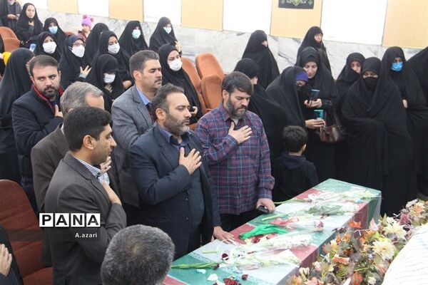 تشیع پیکر مطهر شهید گمنام در شهرکرد