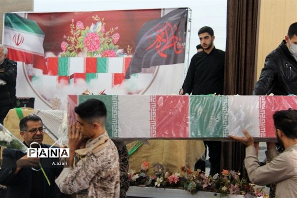 تشیع پیکر مطهر شهید گمنام در شهرکرد