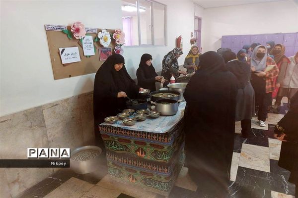 گرامیداشت سالروز شهادت حضرت فاطمه زهرا(س) در دبیرستان شاهد حجاب منطقه ۱۳