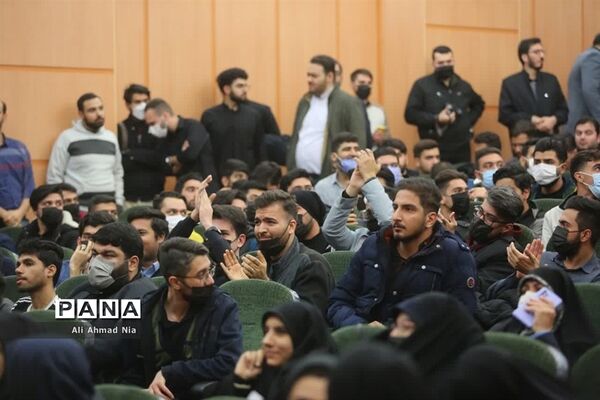 حضورمعاون رئیس‌جمهوری در جمع دانشجویان دانشگاه آزاد اسلامی قم