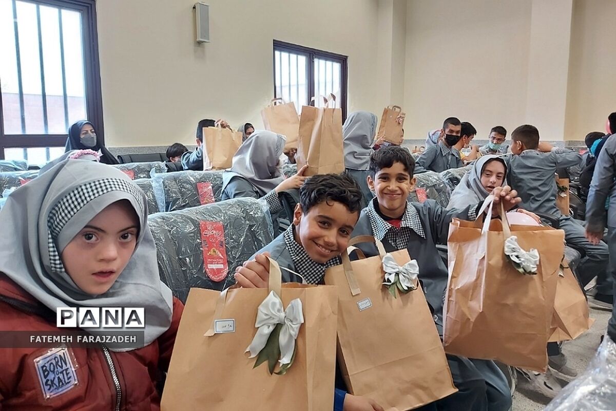 توجه به دانش‌آموزان استثنایی یکی از مصادیق بارز عدالت است