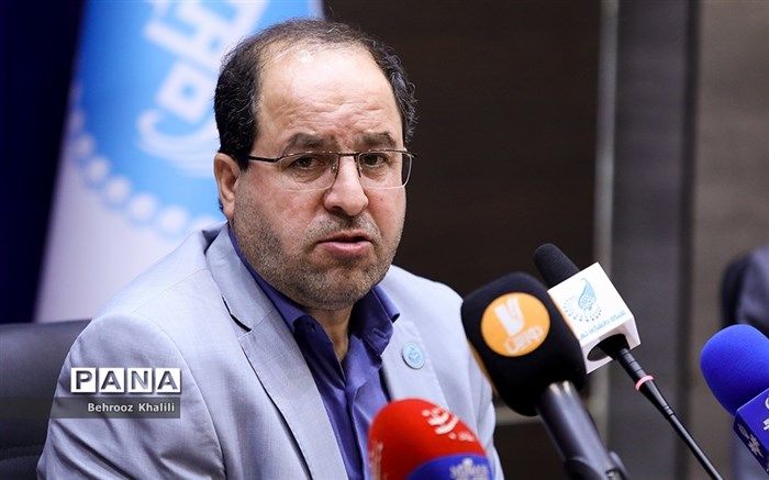 دانشجویان دغدغه‌مند از سلایق مختلف دغدغه‌های خود را بدون لکنت بیان کردند