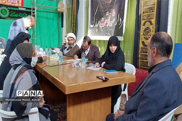 حضور کاروان خدمت شهرستان نایین در شهر انارک
