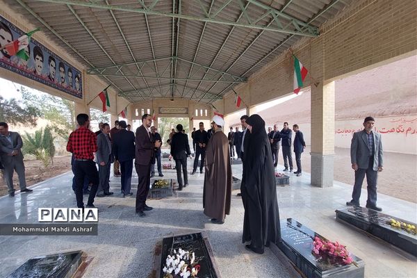 حضور کاروان خدمت نایین در منظم‌ترین روستای خشتی جهان