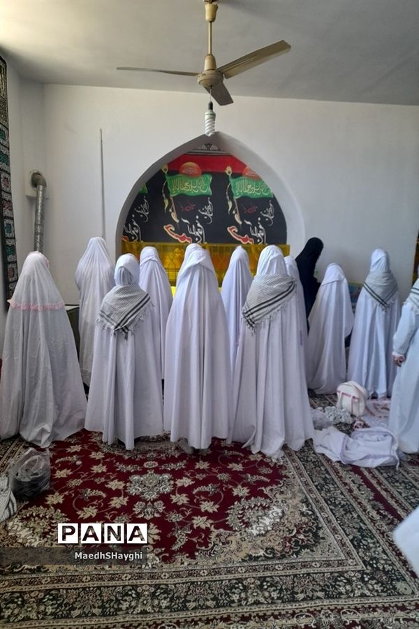 برپایی نماز با شکوه جمعه در شهرستان خلیل‌آباد