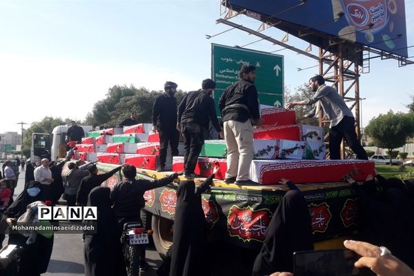 تشییع پیکر یکصدو یازده شهید تفحص شده در اهواز