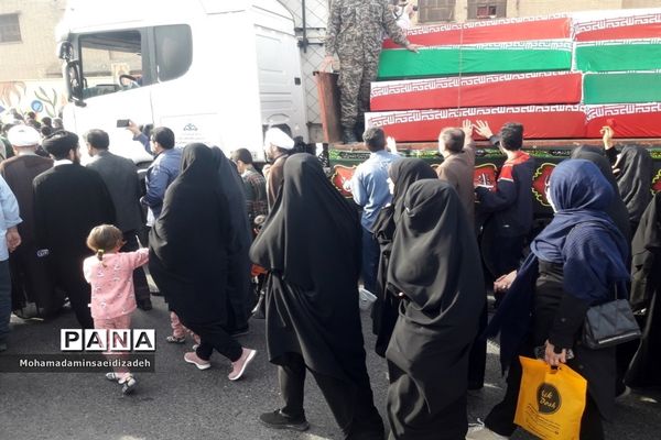 تشییع پیکر یکصدو یازده شهید تفحص شده در اهواز